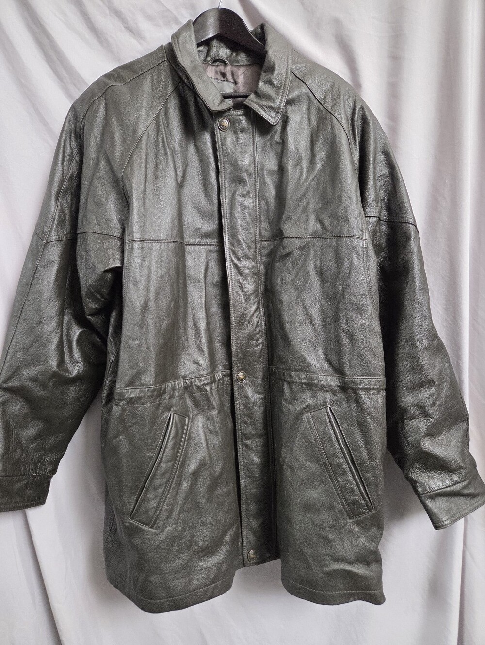 Men's Classic Dark Leather Jacket